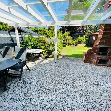 Ferienhaus An Der Kueste Im Luftkurort Hage Villa Екстериор снимка